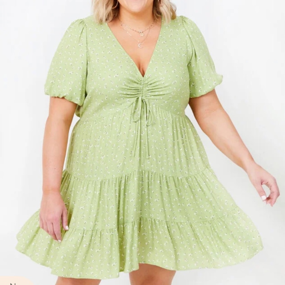 Plus size Green dress from Arula 18/20 Worn Once